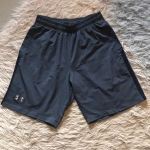 Men’s Under Armour Shorts - M